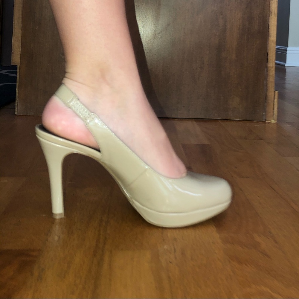 Moda Spana Nude Heels